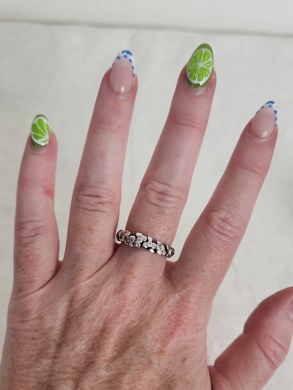 Italian Silver Rhinestone Ring - Picture 9 of 11